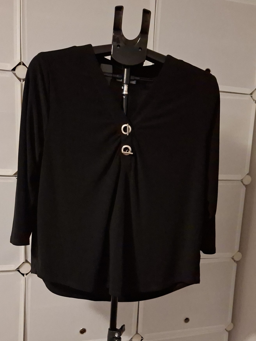 89th & Madison Black V-Neck Long Sleeve Top with Decorative Rings